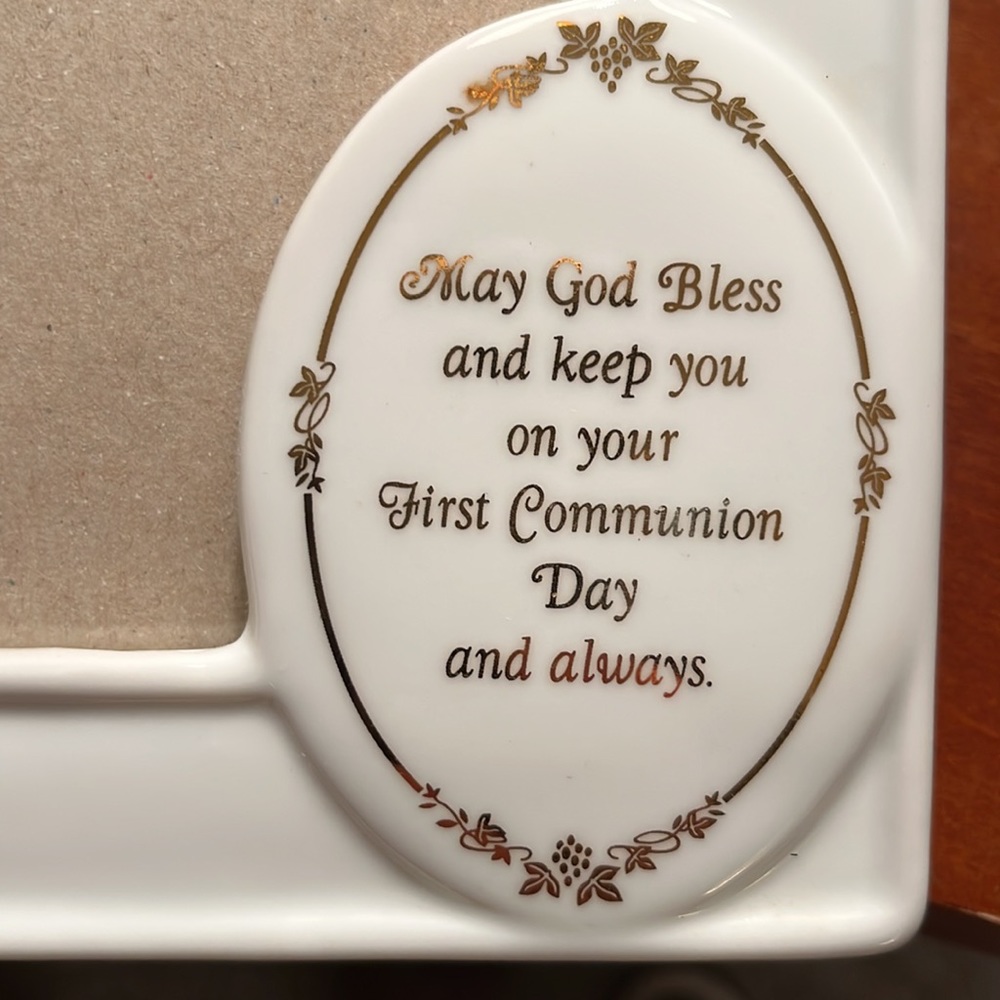 Porcelain First Communion Picture Frame - Picture 6 of 7